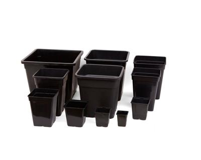 MACETA CUADRADA NEGRA 9x9 (0.6 L)