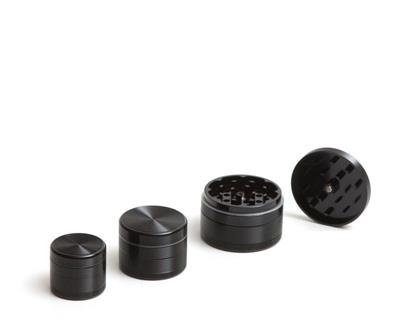 GRINDER 4 PARTES NEGRO 40 mm